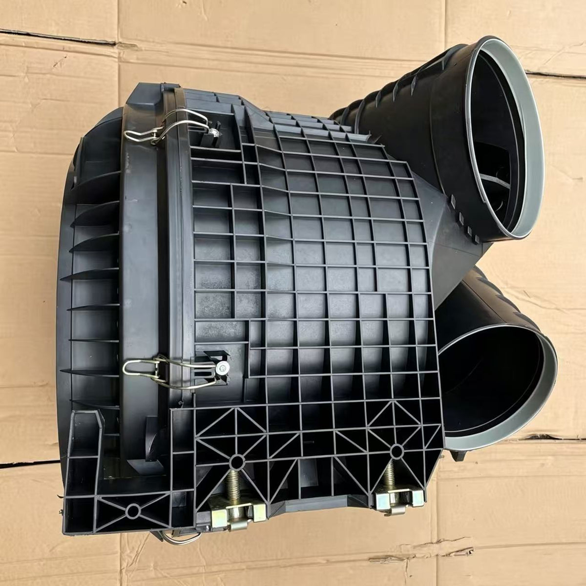 0180946302 0040942404 FILTER HOUSING for Mercedes Benz ACTROS MP2 Truck Parts