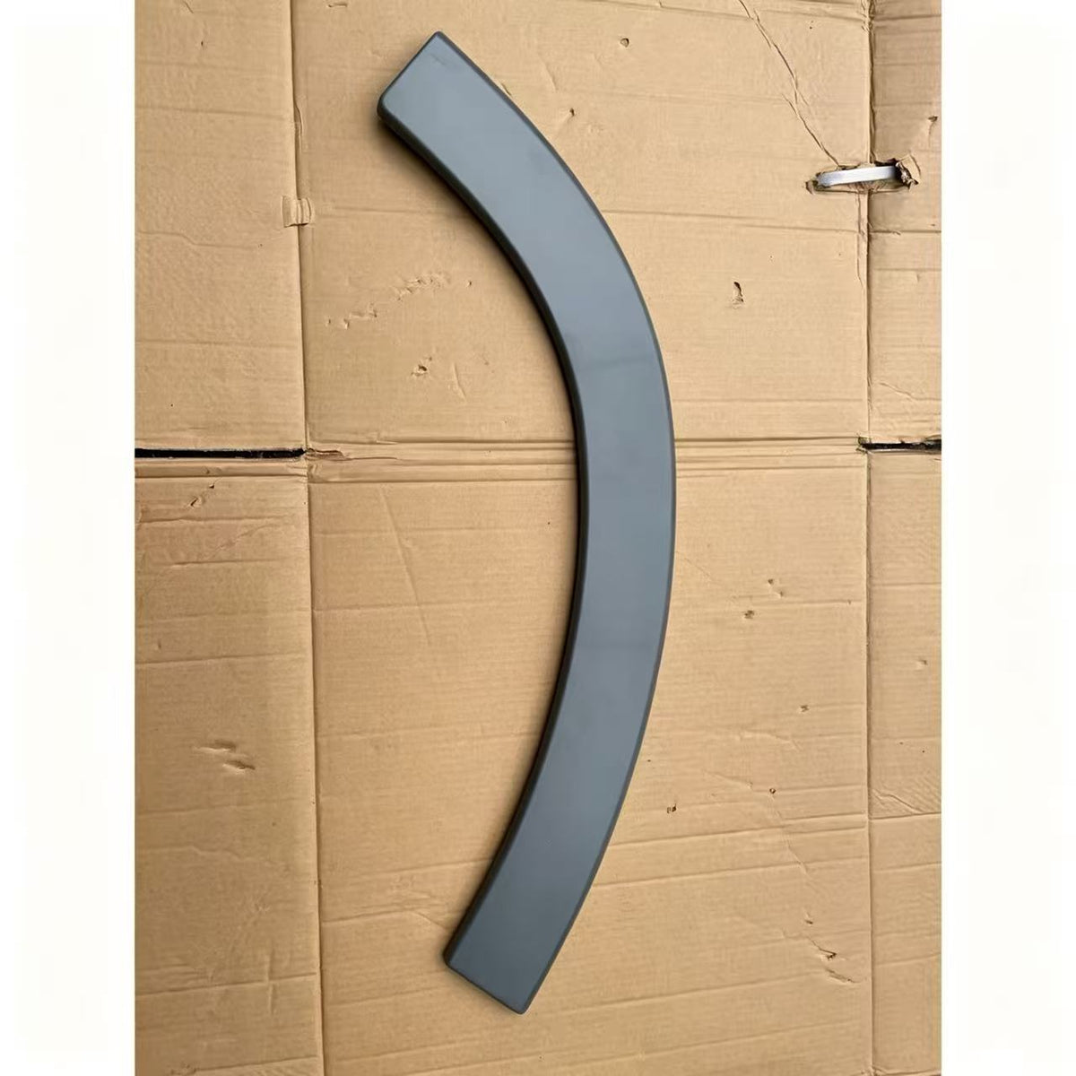 9436600937 9436600837 FENDER LOWER GARNISH for Mercedes Benz ACTROS MP2 Truck Parts