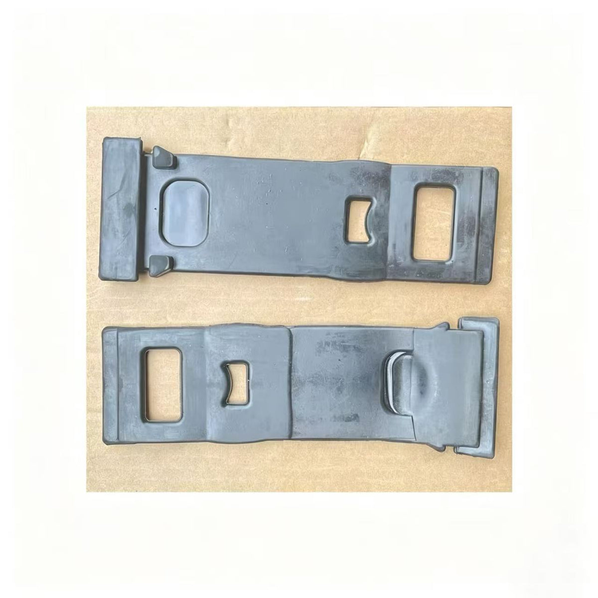 9415220167 REAR MUDGUARD FIXED RUBBER for Mercedes Benz Actros Truck Parts European Truck Body Parts