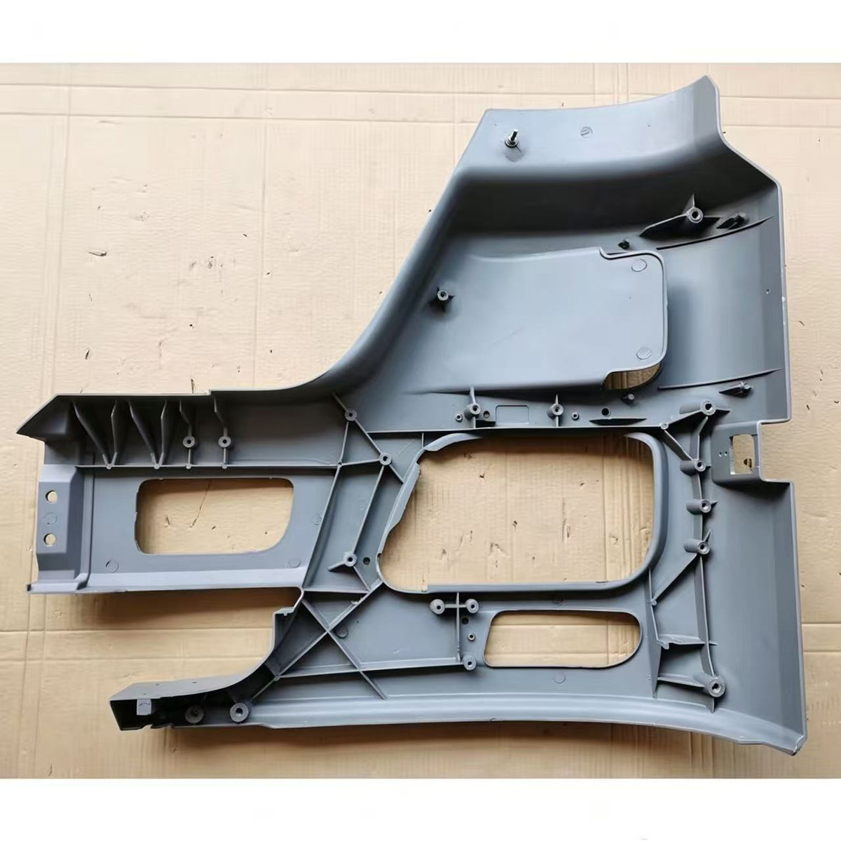 9438800004 9438804473 9438800104 9438804573 BUMPER CORNER for Mercedes Benz ACTROS MP3 MEGA Truck Parts
