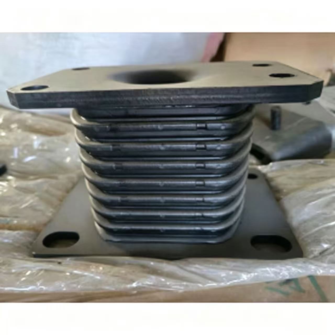0003250896 Engine Mounting for Mercedes Benz Truck Spare Parts for MB Atego Truck