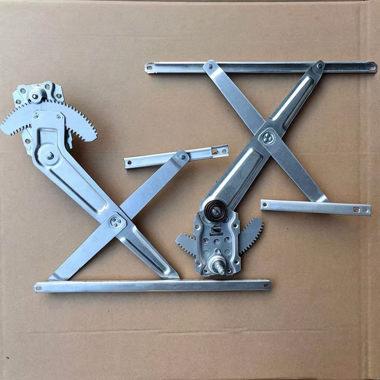 1-74417063-0 1744170630 ISUZU ROCKY195/175 Truck Spare Parts Window Lifter (left) in Plastic Model NPR