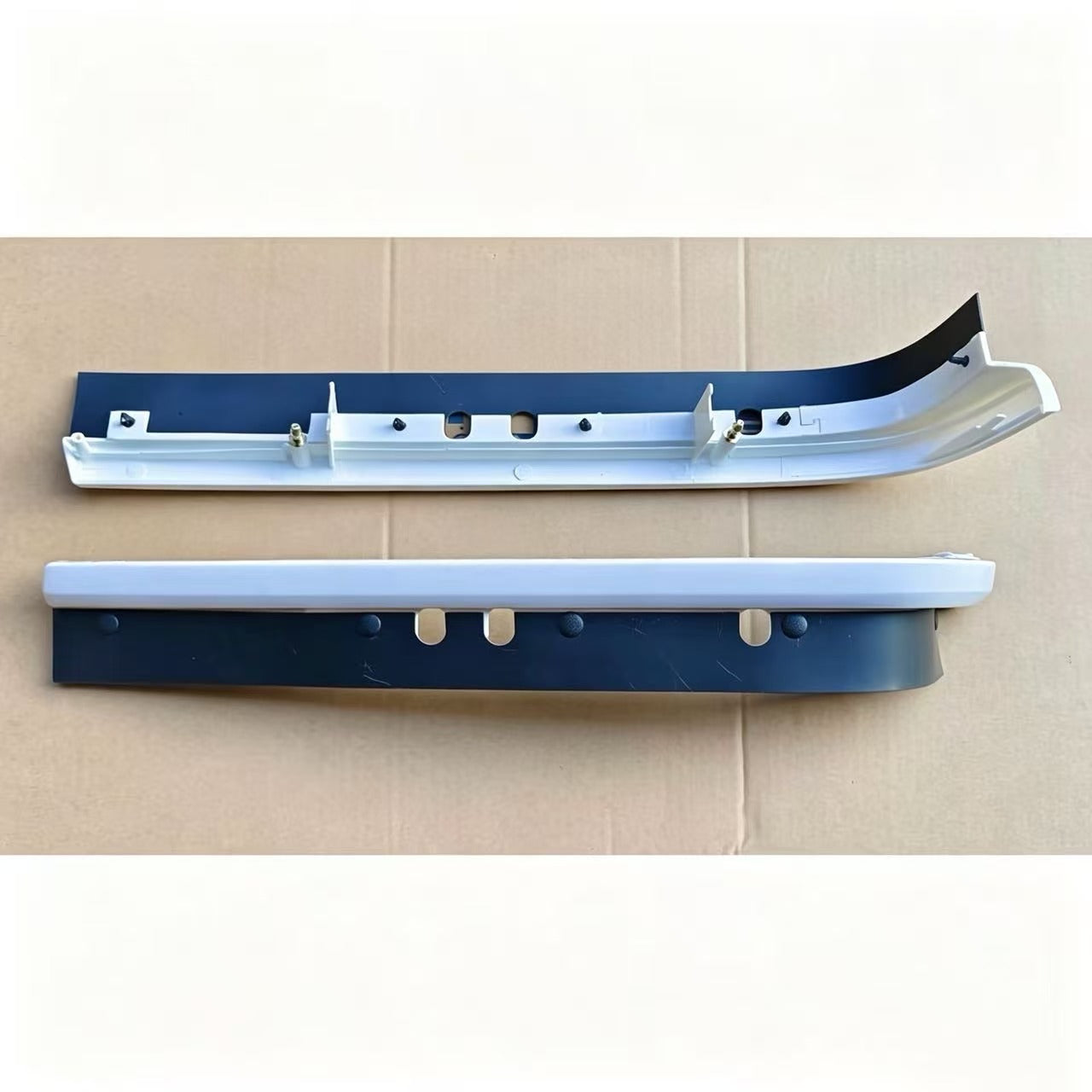 8-97867-331-3 8-97867331-3 8978673313 Lamp Finisher Garnish LH White for ISUZU NPR 120 100P Truck