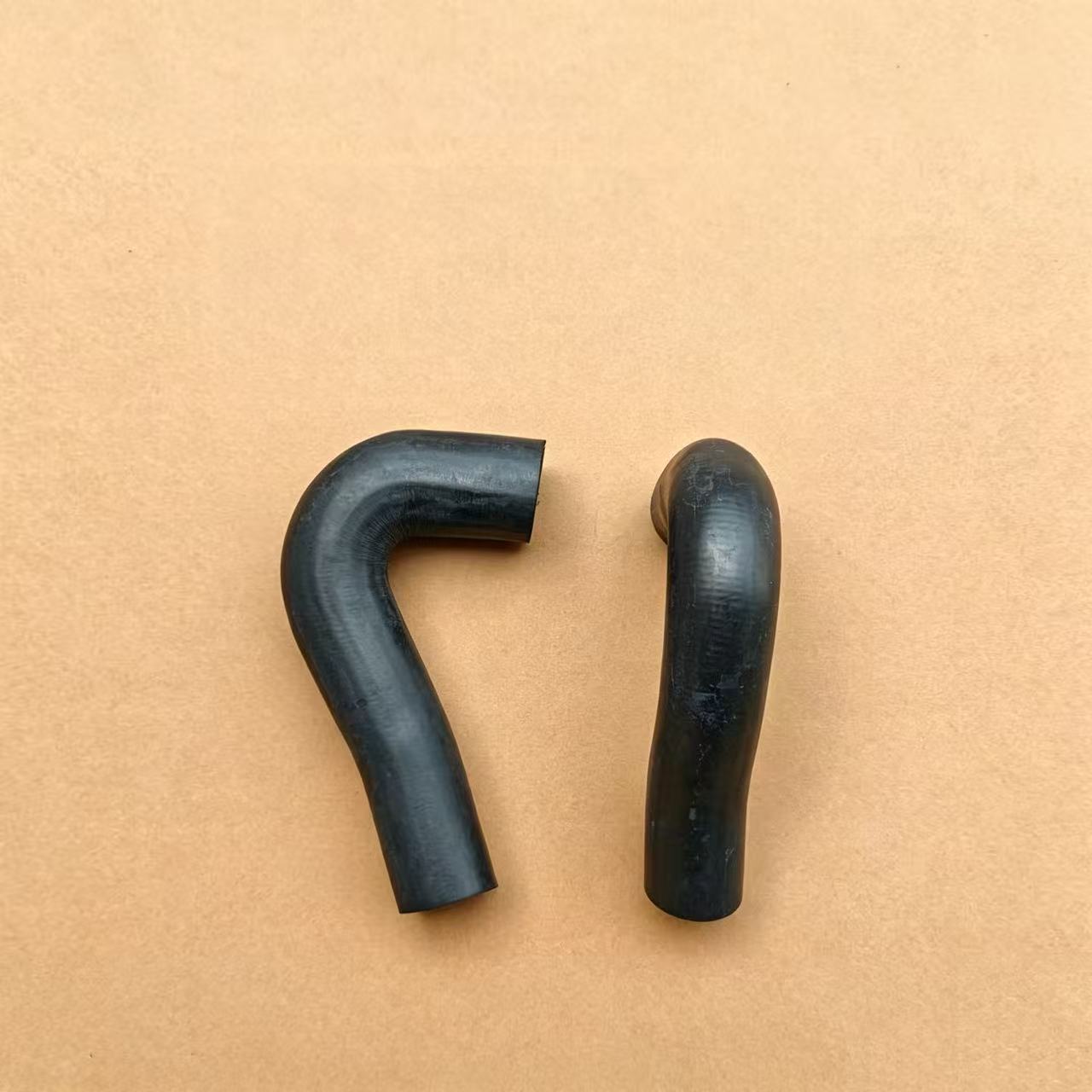 8-97128675-0 8971286750 Radiator Hose for ISUZU NPR 120 100P Truck Spare Body Parts