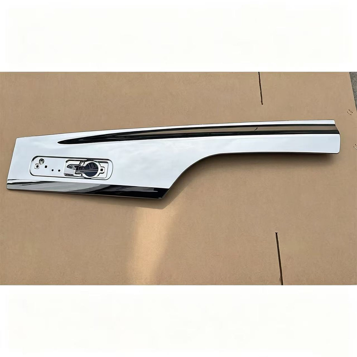 Chrome Door Garnish LH for ISUZU DECA320 DECA270 FSR FTR