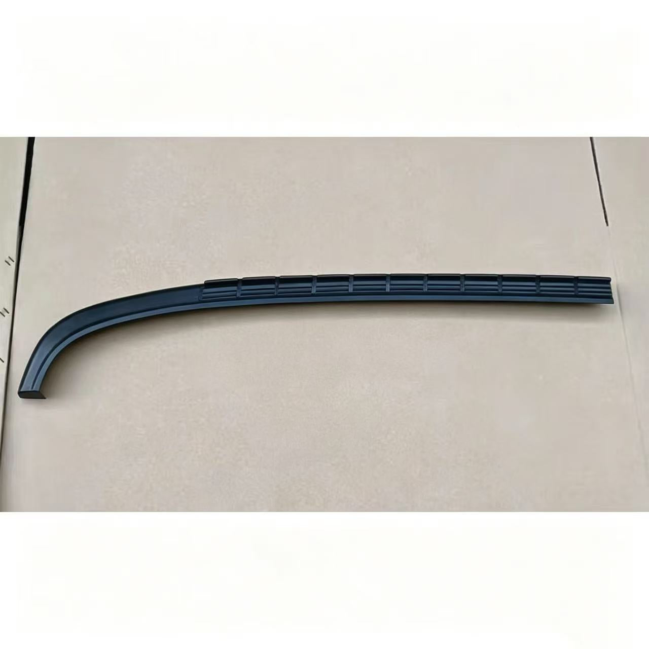 Bumper Weatherstrip LH 105CM for ISUZU DECA320 DECA270 FSR FTR
