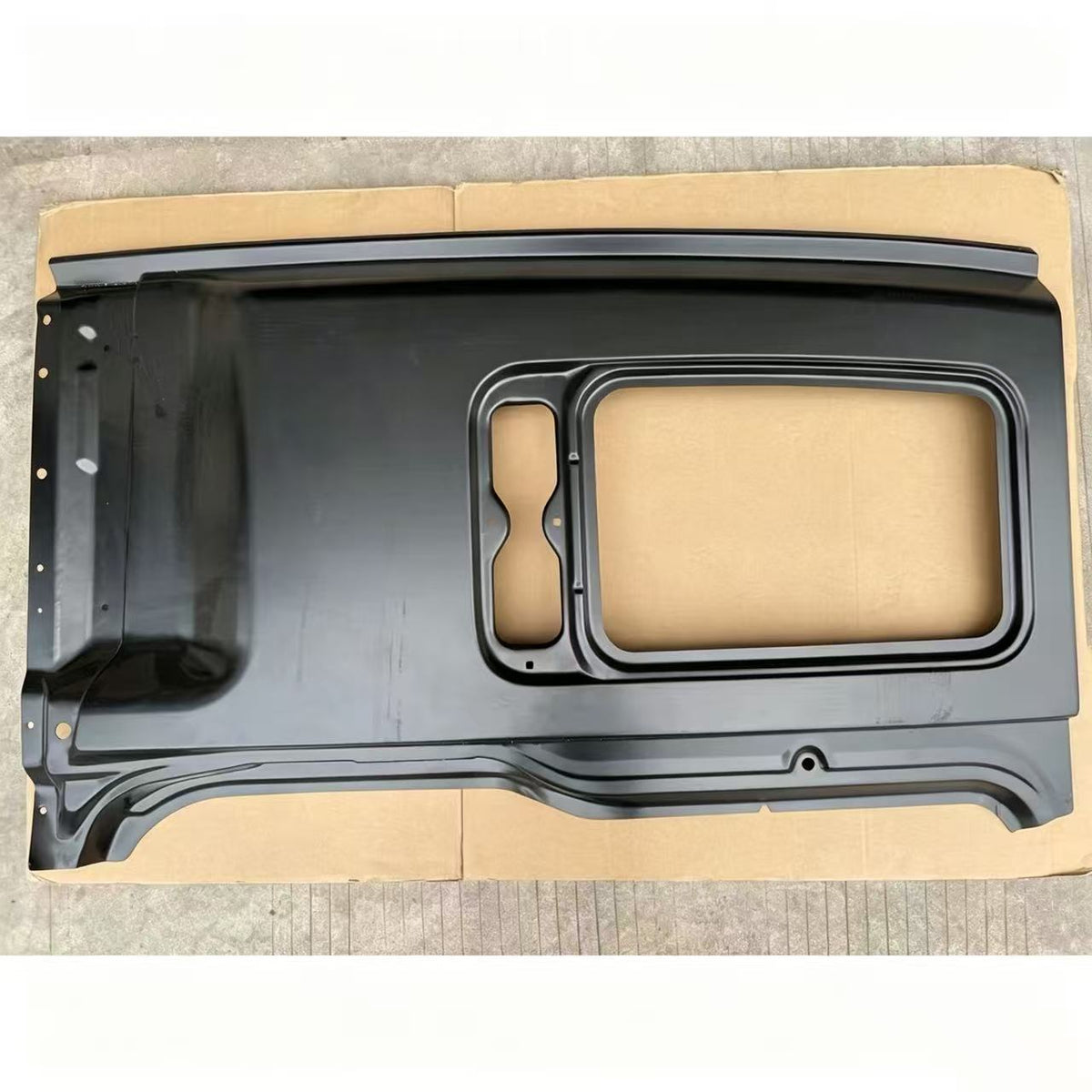 Door Outer Right for ISUZU DECA320 DECA270 FSR FTR Truck Spare Parts