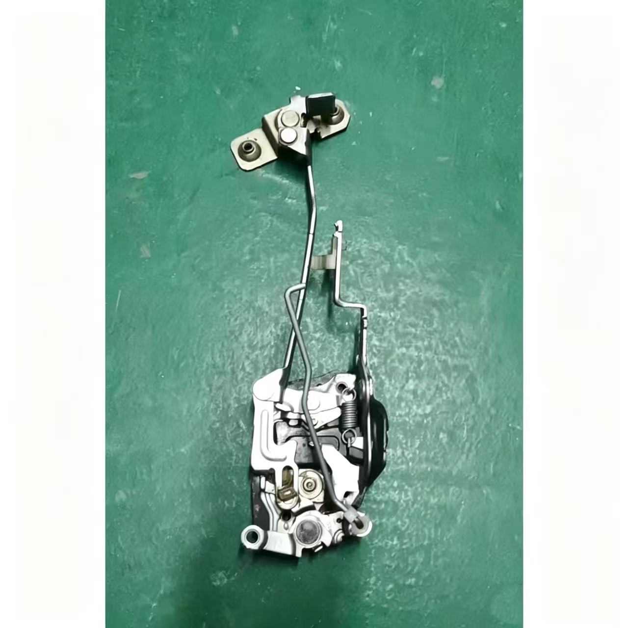 Lock Cylinder Right for ISUZU EXR360 EXR370