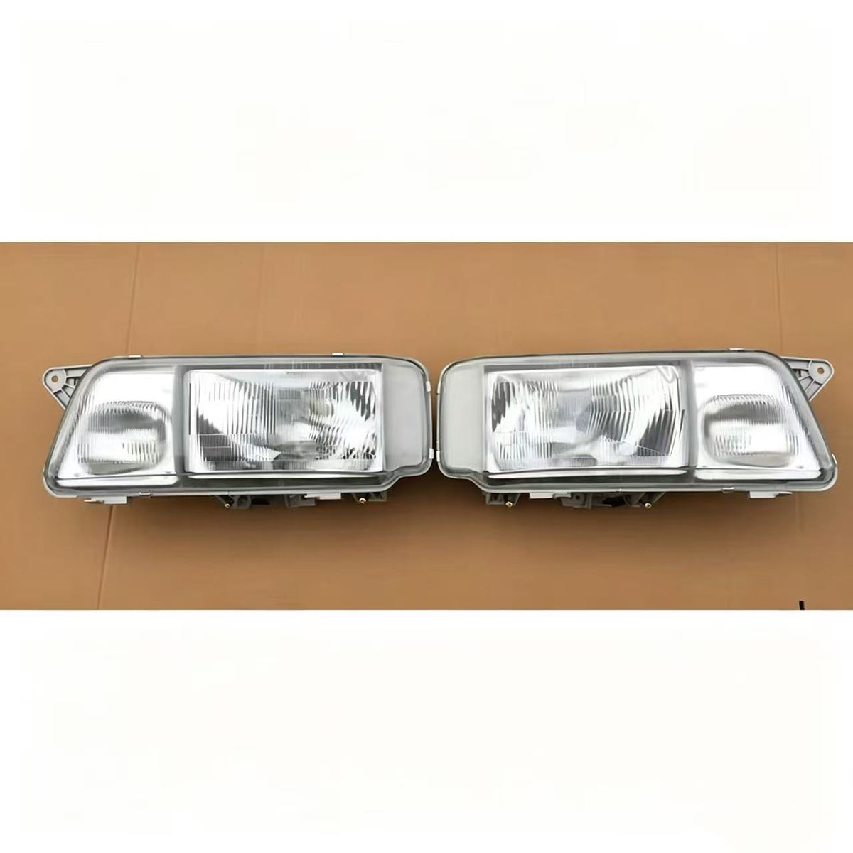 Head Lamp LH RH for ISUZU EXR360 EXR370 Truck Spare Body Parts
