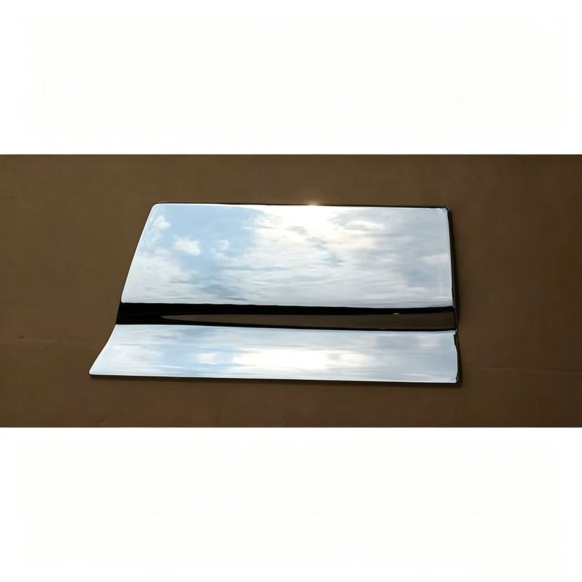 Chrome Lower Door Garnish LH for ISUZU NQR NKR NPR 2006 600P Truck Spare Body Parts