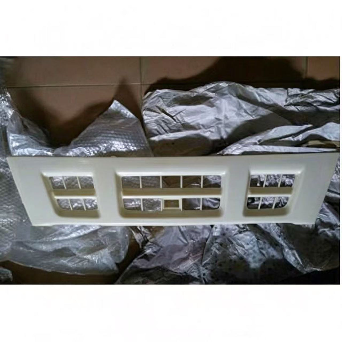 Mesoreticulum Narrow 105cm in White Embryo for ISUZU NQR NKR 150 600P Truck Spare Body Parts