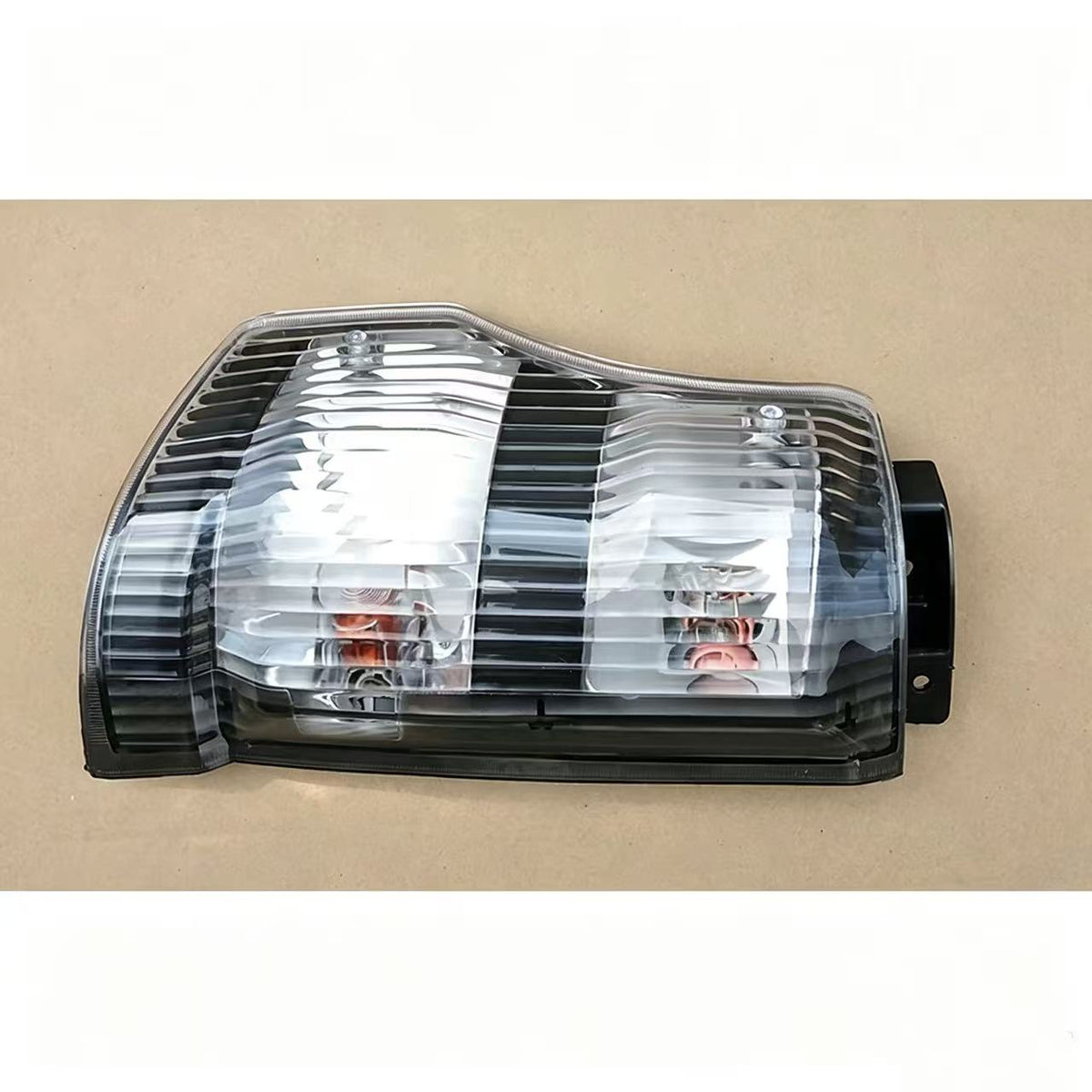 Corner Lamp RH (black) for ISUZU NQR NKR 150 600P Truck Spare Body Parts