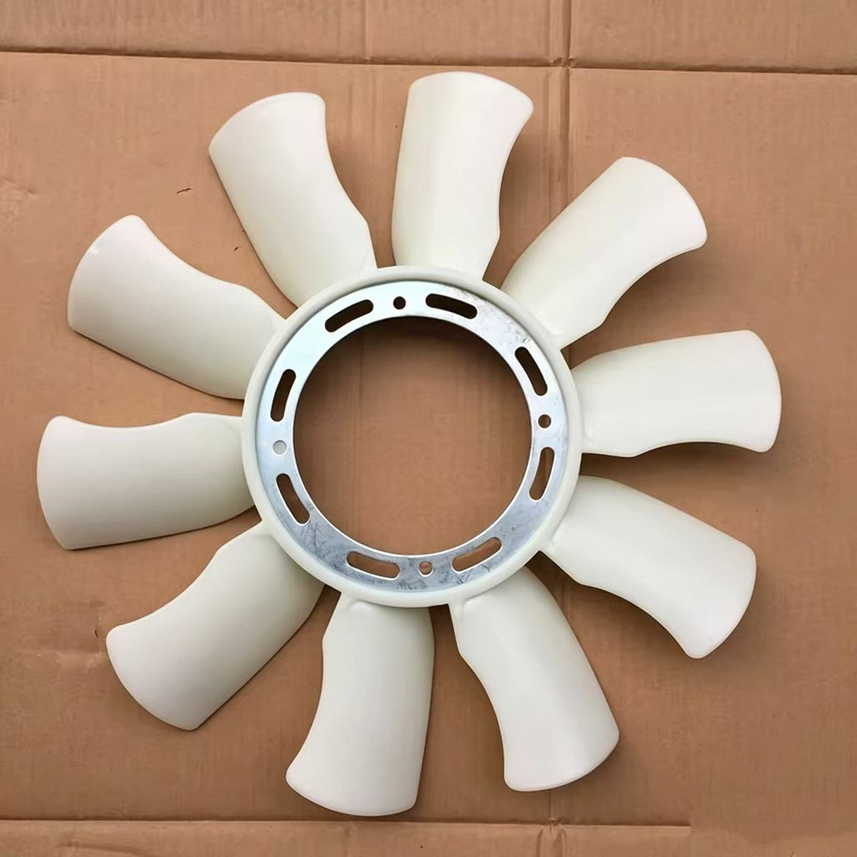 Paint Fan Blade for ISUZU NQR NKR 150 600P