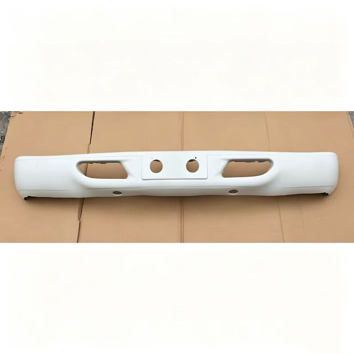 Bumper Paint 200CM (No Hole) for ISUZU NQR NKR 150 600P Truck Spare Body Parts