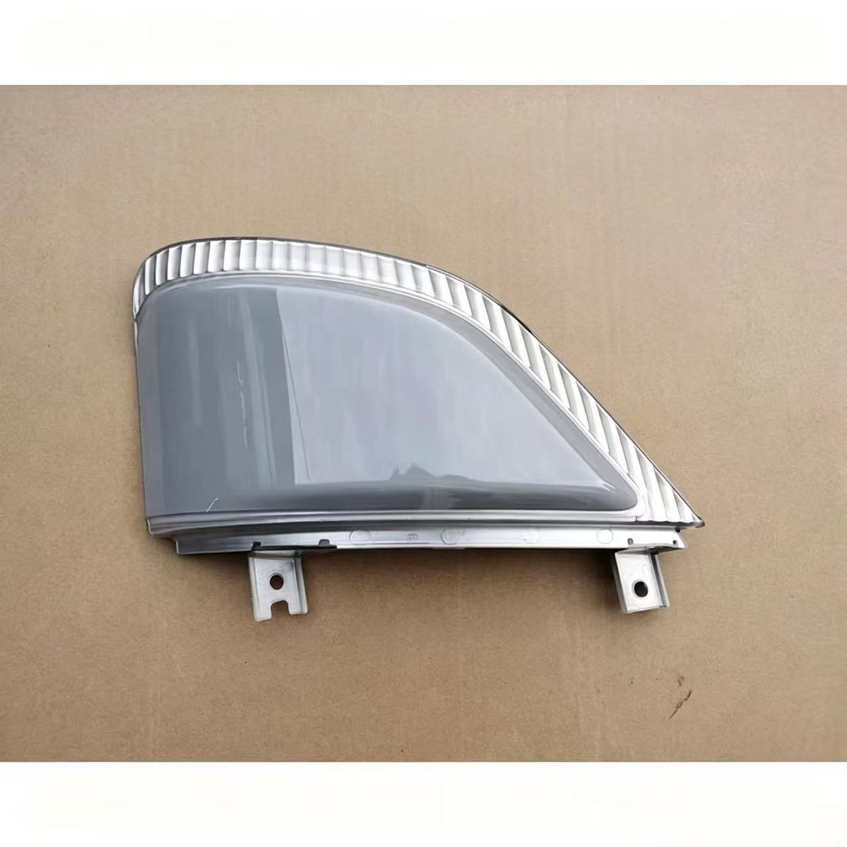 Lamp Cover RH for ISUZU NPR150/NQR175 Truck New Condition Spare Part