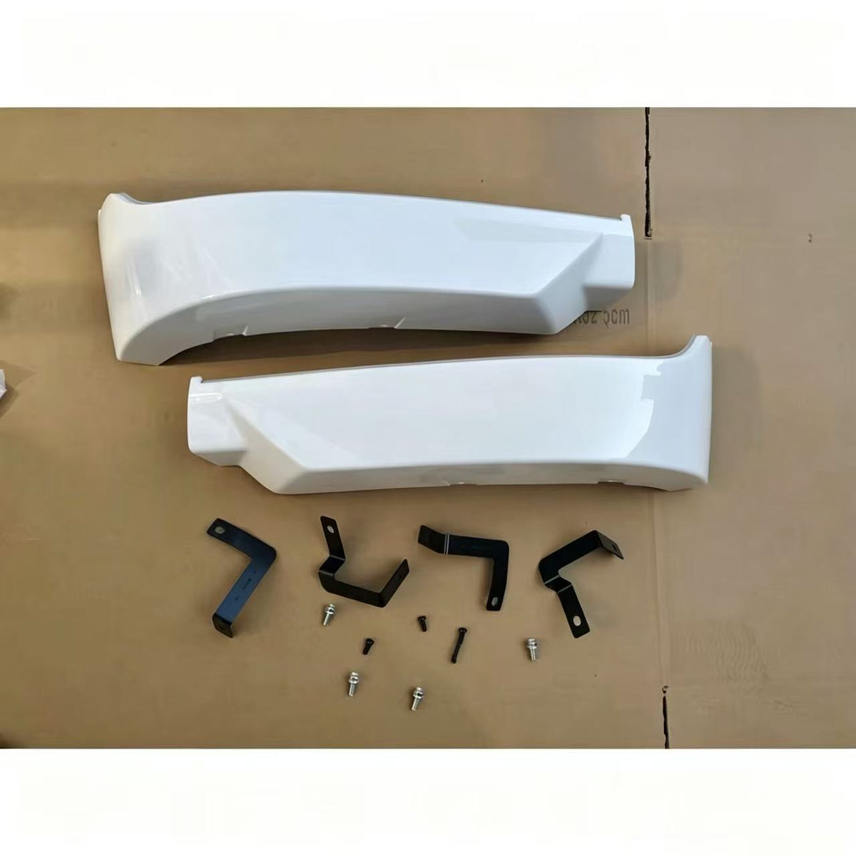Bumper Corner RH for ISUZU NPR 150 NQR 175 NMR 130 NLR 130 700P Truck Spare Body Parts