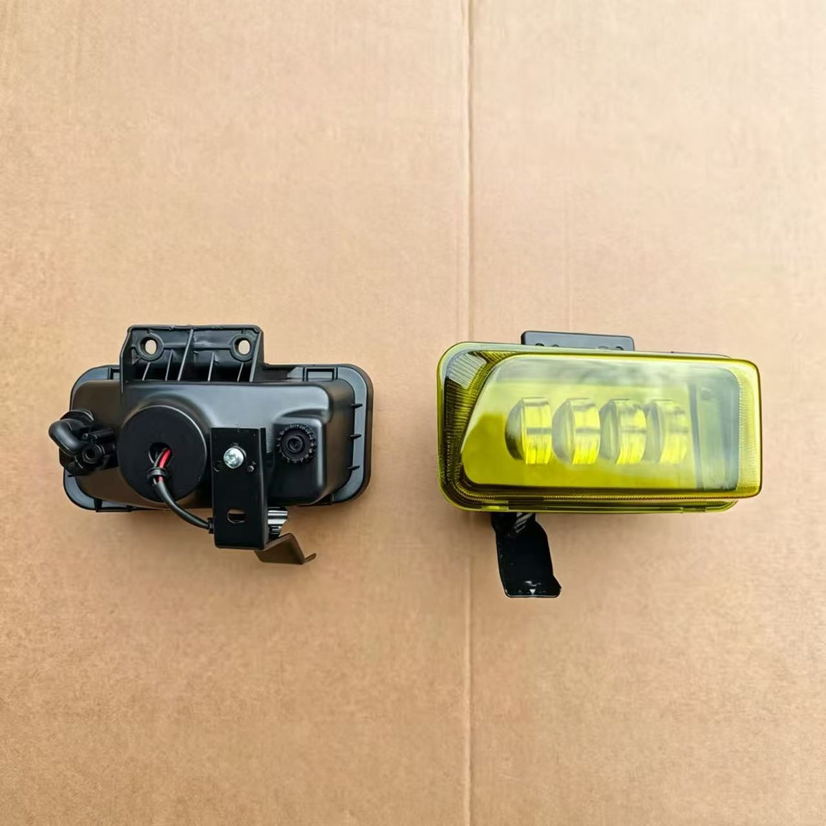 LED Fog Lamp (yellow) LH for ISUZU NPR 150 NQR 175 NMR 130 NLR 130 700P Truck Spare Body Parts