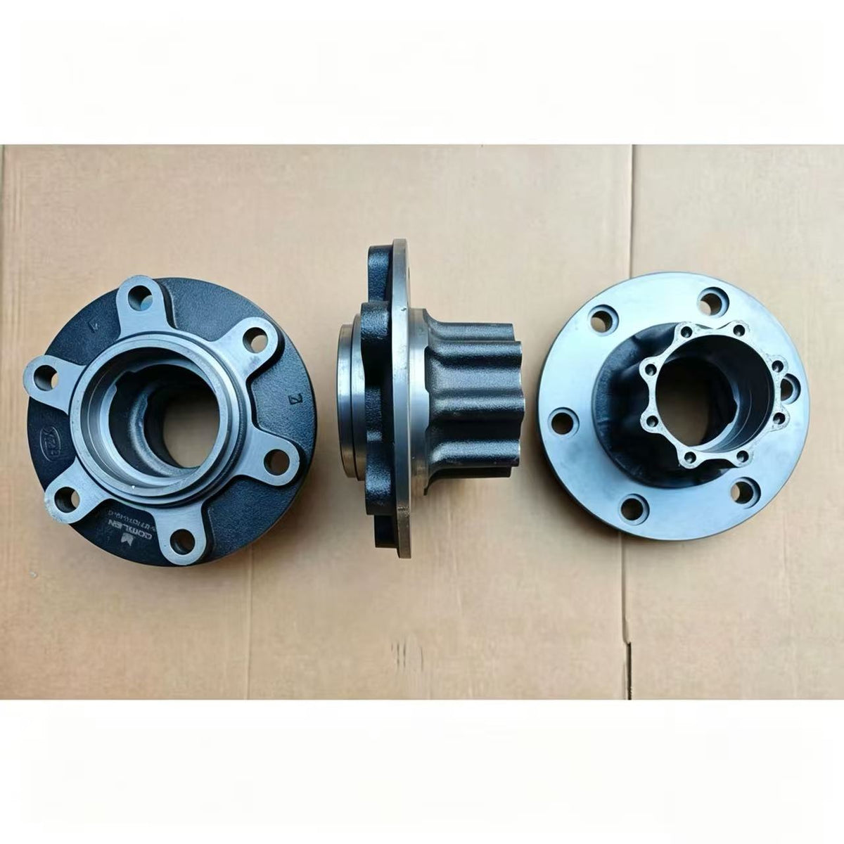 3104011-PP401A 8-97081-3232 8-97107549-0 8-97250321-0 8972503211 Rear Axle Head for ISUZU NPR 150 NQR 175 NMR 130 700P