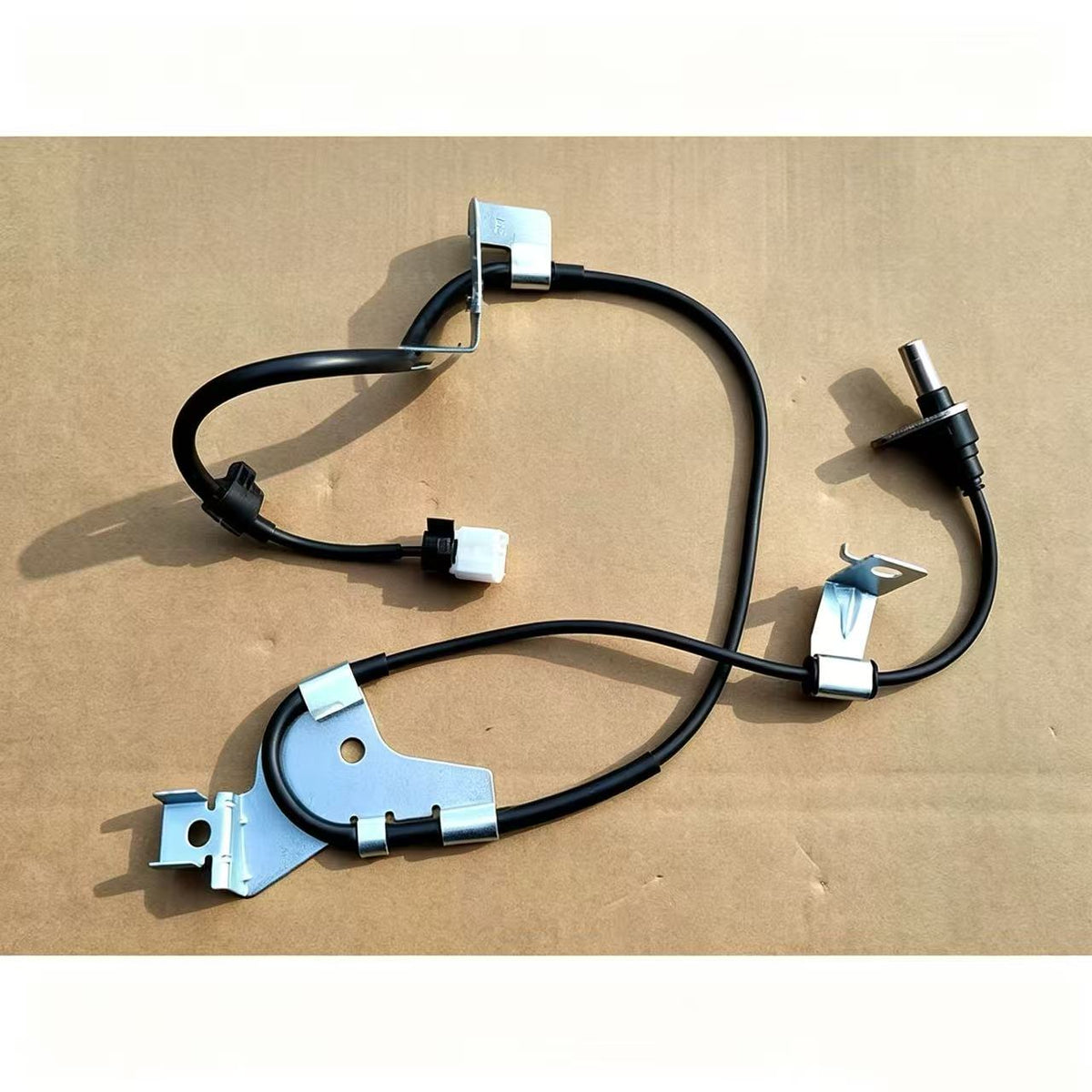 8980061840 8982193910 Wheel Speed Sensor for ISUZU NPR 150 NQR 175 NMR 130 NLR 130 700P Truck Spare Body Parts
