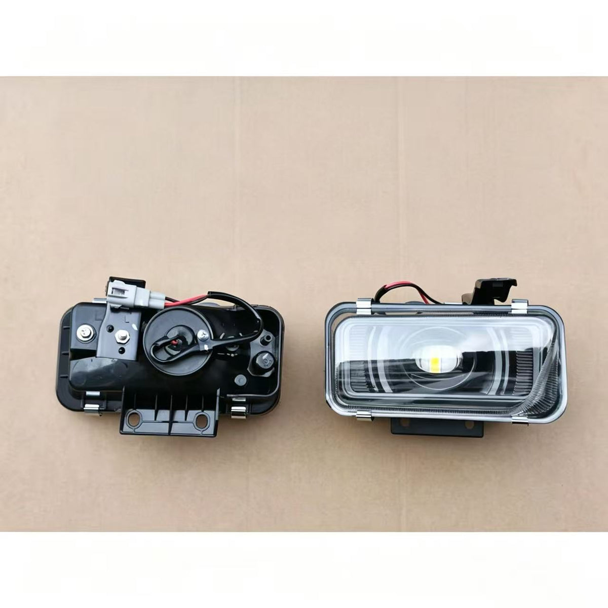 LED Fog Lamp Black Cover Yellow Light LH for ISUZU NPR 150 NQR 175 NMR 130 NLR 130 Truck Spare Body Parts
