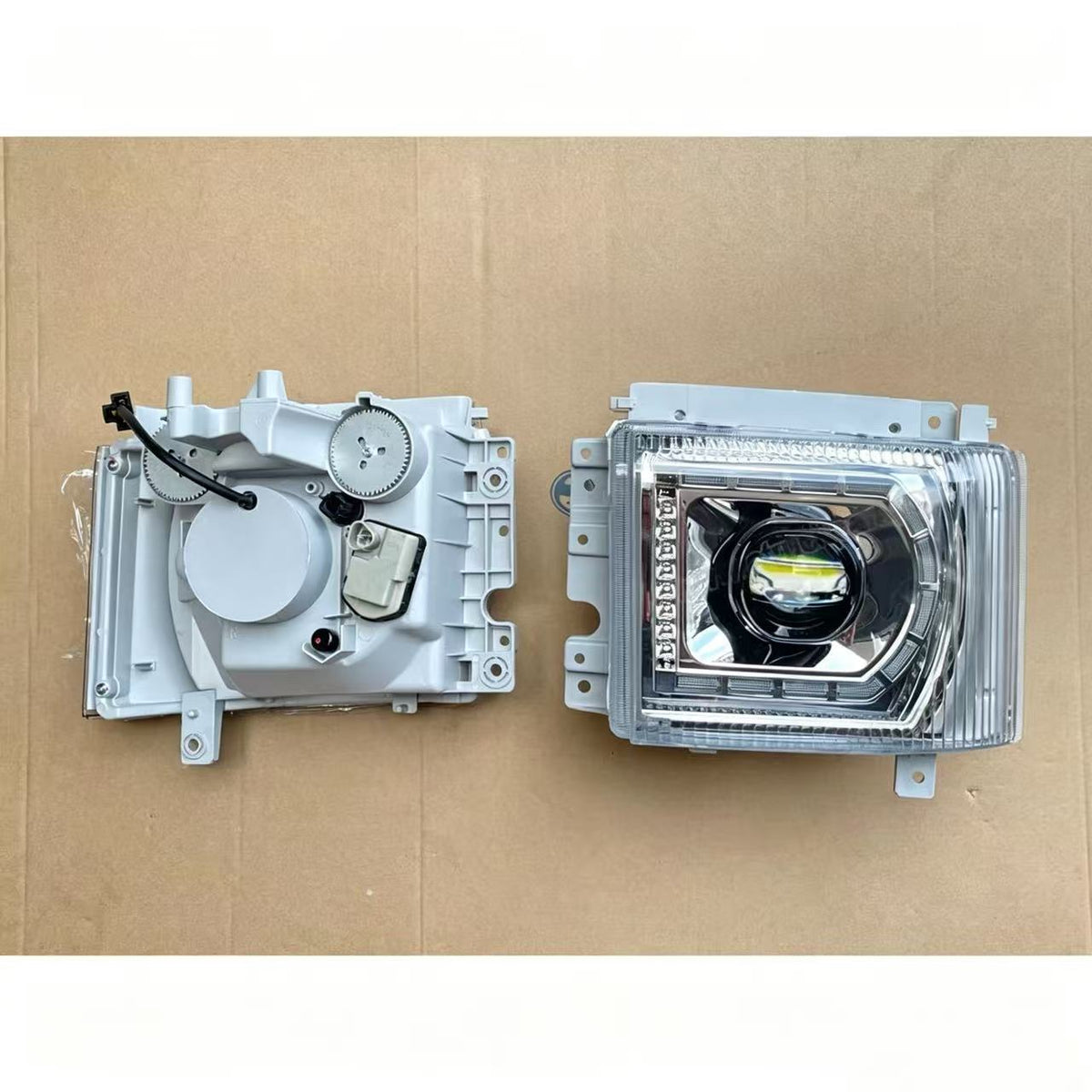 LED Headlamp RH LHD 12V for ISUZU NPR 150 NQR 175 NMR 130 NLR 130 700P Truck Spare Body Parts