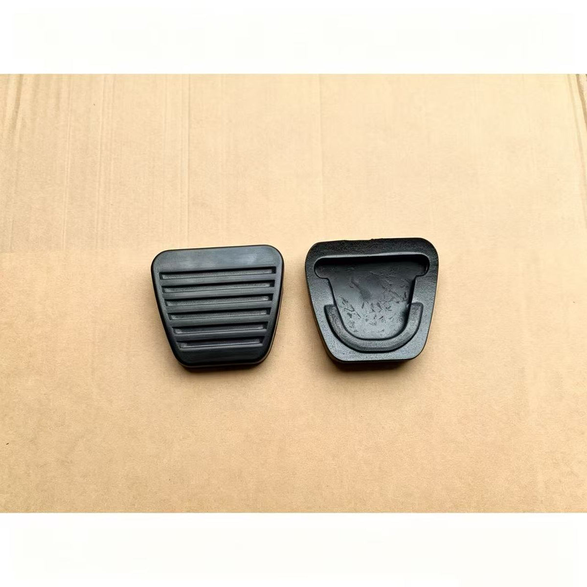 8-97853413-A 897853413A Foot Pad Rubber for ISUZU NPR 150 NQR 175 NMR 130 NLR 130 700P Truck Spare Body Parts