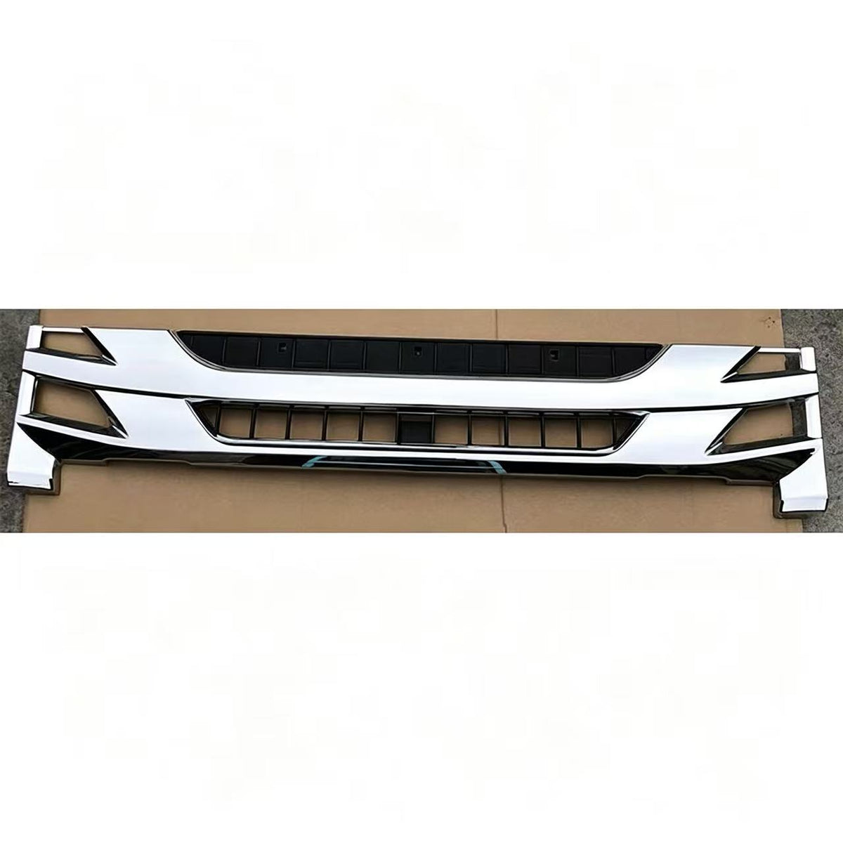 Chrome and Paint Grille 133cm for ISUZU NPR 150 NQR 175 NMR 130 NLR 130 700P Truck Spare Body Parts