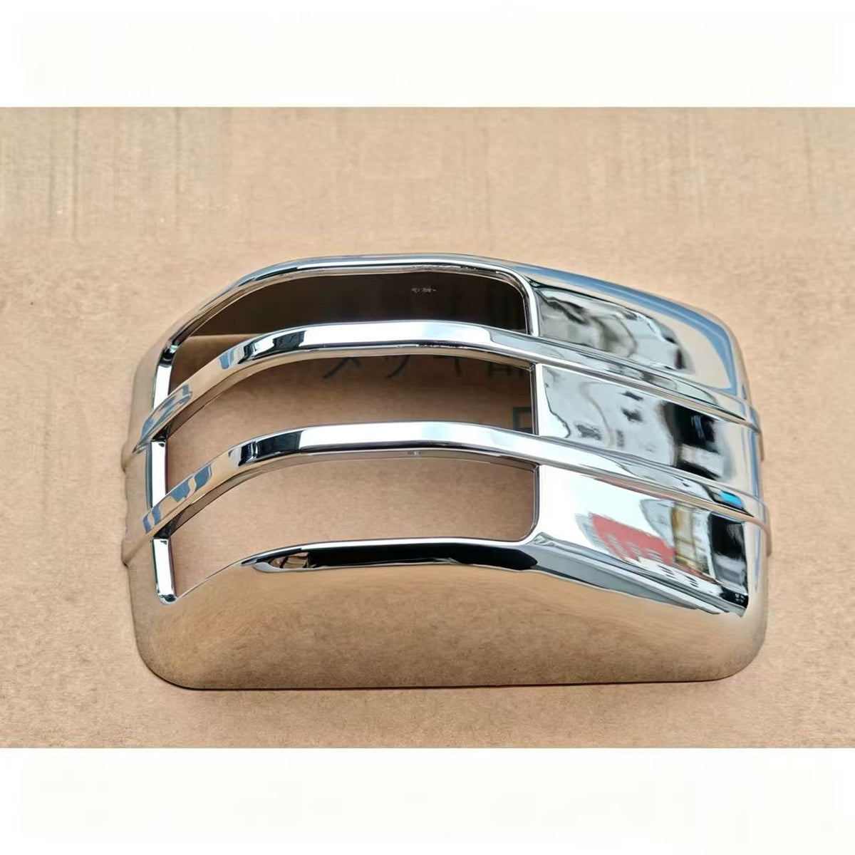 Chrome Door Lamp Cover(Small) LH for ISUZU NPR 150 NQR 175 NMR 130 NLR 130 700P Truck Spare Body Parts