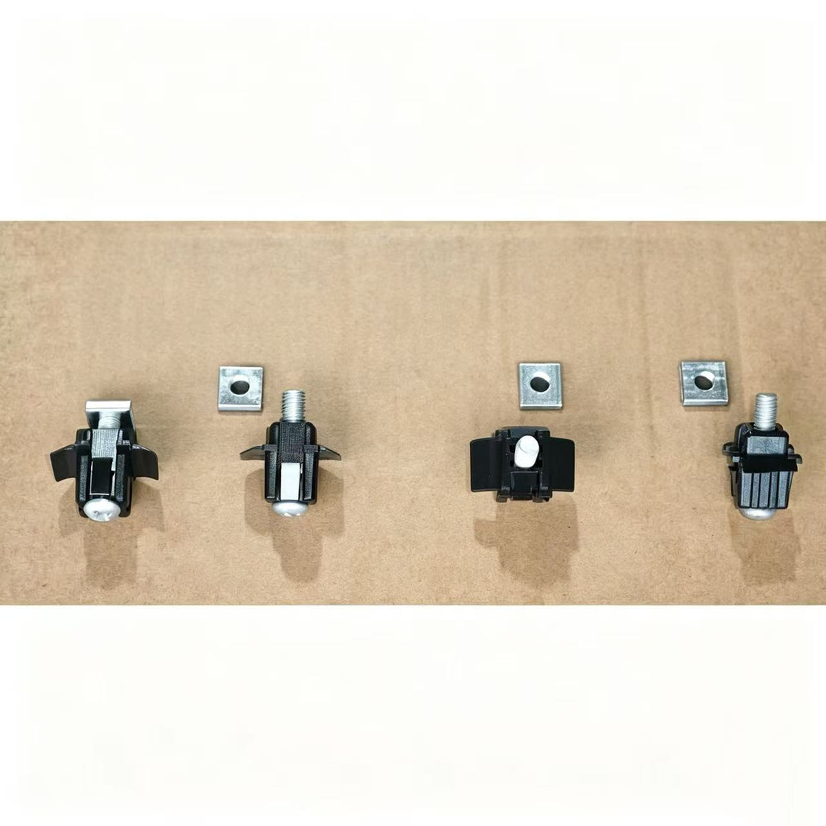 Corner Lamp Clip for ISUZU NPR 150 NQR 175 NMR 130 NLR 130 700P Truck Spare Body Parts
