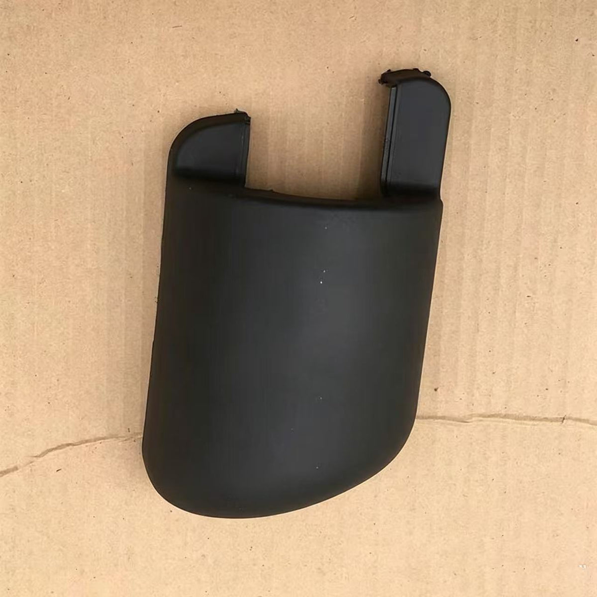 8980318032 Cover Mirror Arm Lower(Door)  LH for ISUZU NPR 150 NQR 175 NMR 130 NLR 130 700P Truck Spare Body Parts