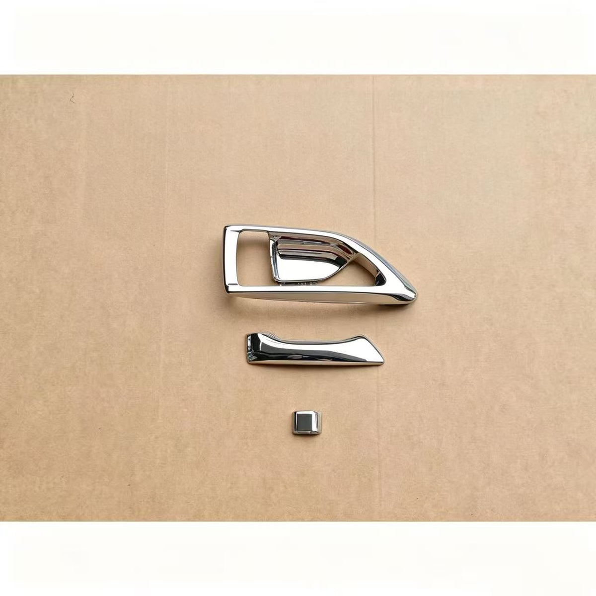 Chrome Inner Handle LH for ISUZU NPR150 NQR175 Truck Spare Part