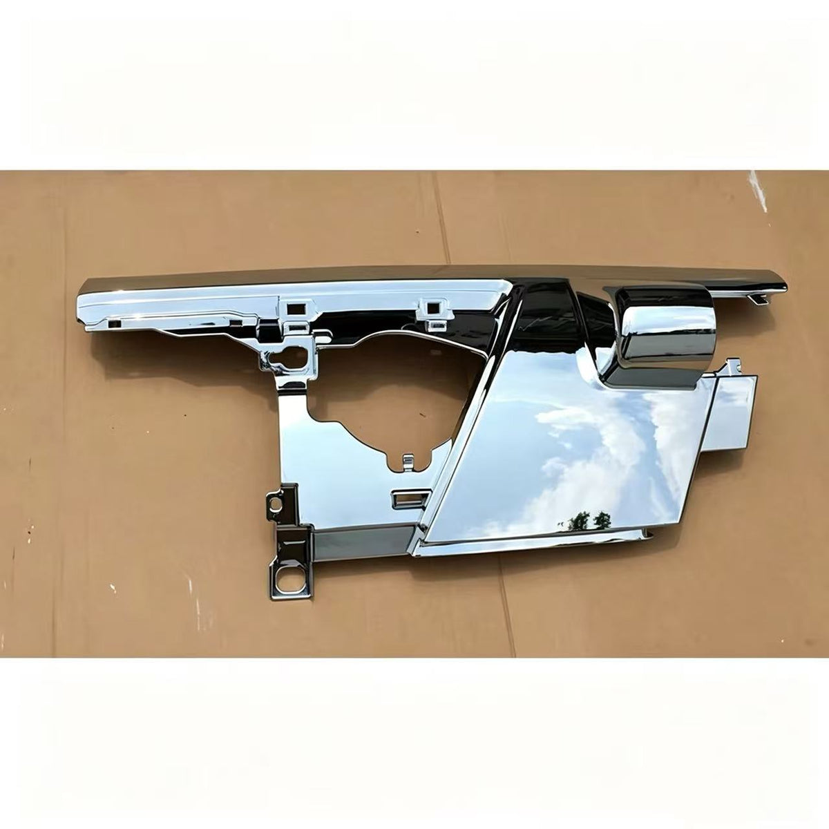 Chrome Corner Panel Curve RH for ISUZU NPR 150 NQR 175 NMR 130 NLR 130 700P Truck Spare Body Parts