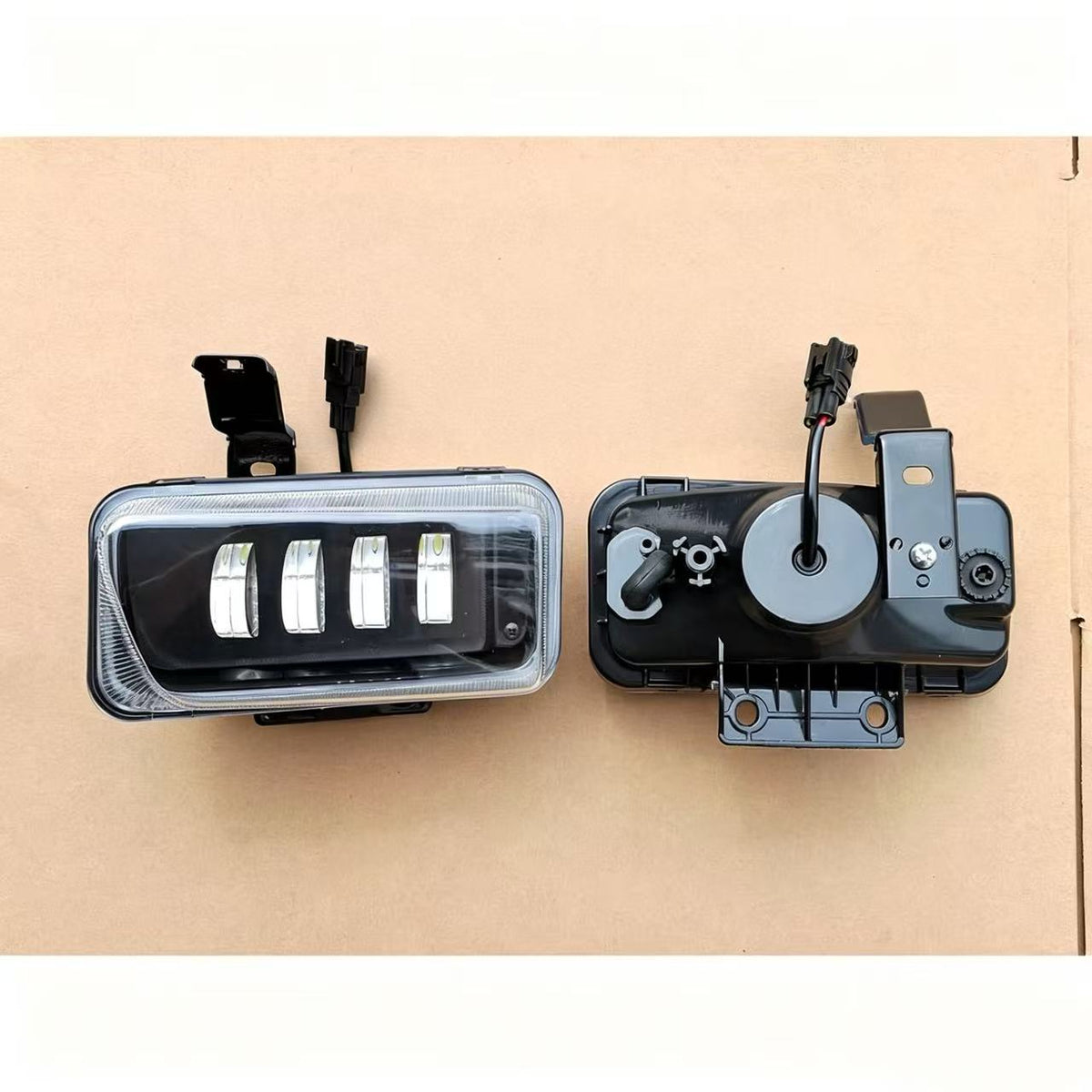 ISUZU NPR 150 NQR 175 NMR 130 NLR 130 700P Truck LED Fog Lamp White RH New Condition Plastic Body Spare Parts