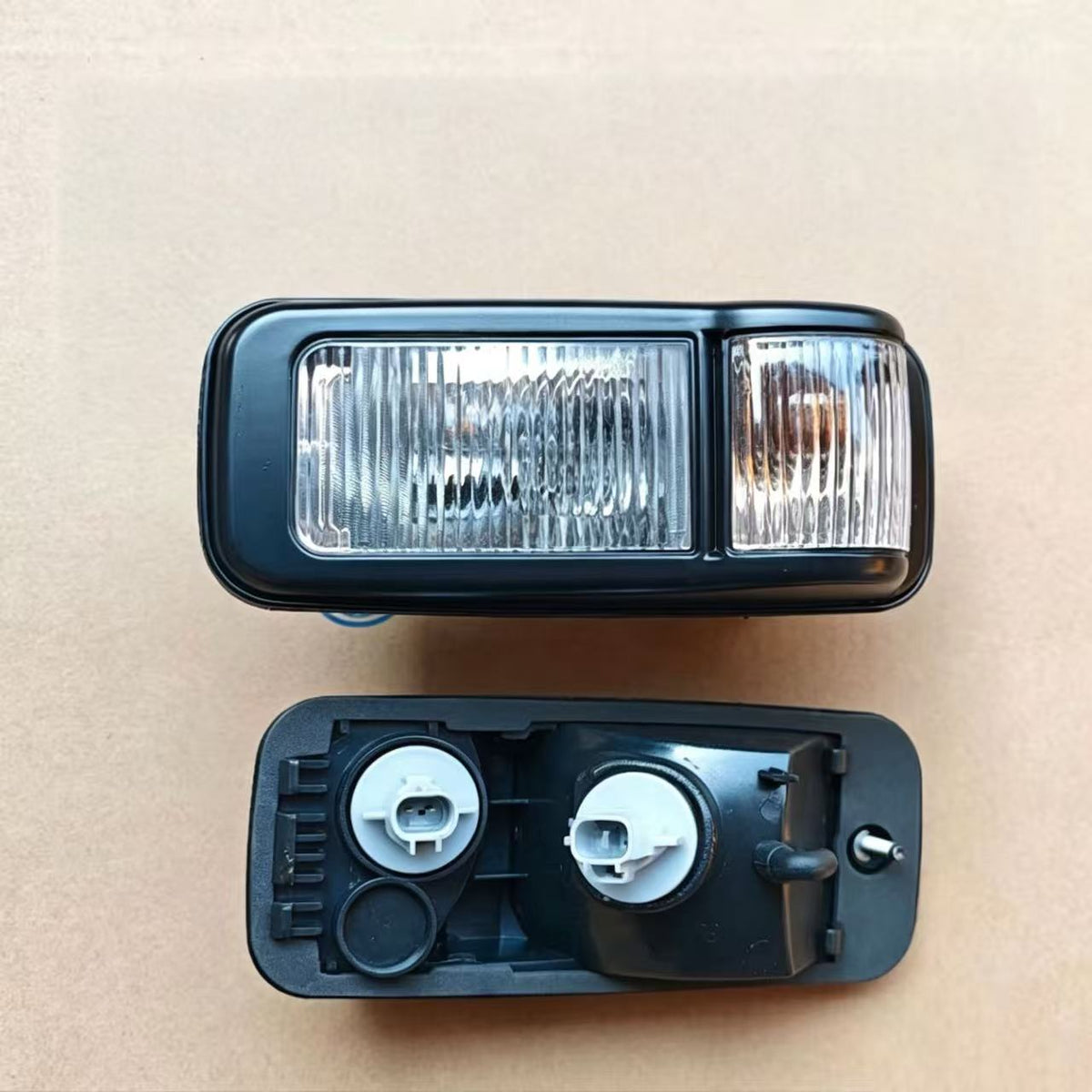 New Condition Plastic Side Lamp for ISUZU NPR 150 NQR 175 NMR 130 NLR 130 700P Truck for RH & LH Spare Body Parts