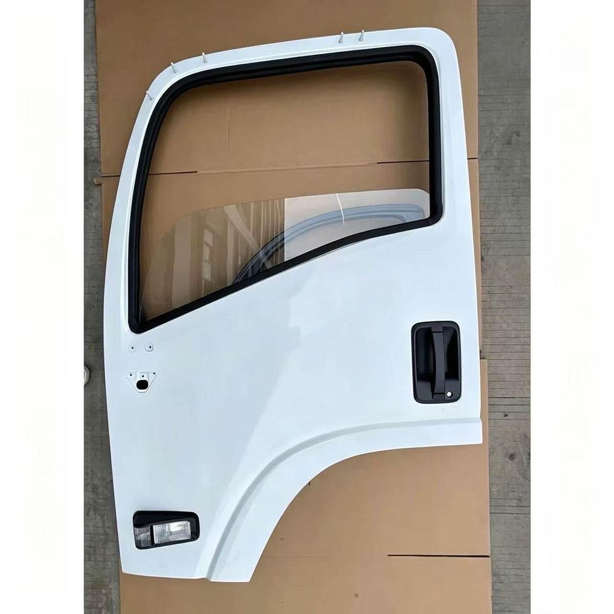 Door Shell Auto 24V with Holes for Big Side Lamps LH for ISUZU NPR 150 NQR 175 NMR 130 NLR 130 700P Truck Spare Body Parts