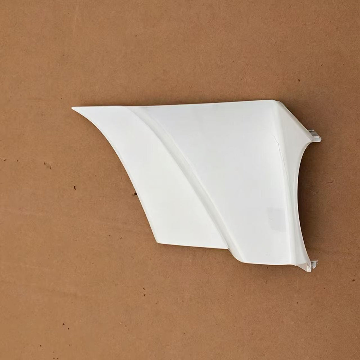 8-98036522 898036522 Corner Panel Ganish LH for ISUZU NPR 150 NQR 175 NMR 130 NLR 130 700P Truck Spare Body Parts