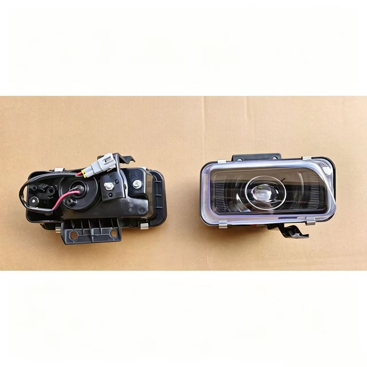 LED Fog Lamp Black Cover White Light RH for ISUZU NPR 150 NQR 175 NMR 130 NLR 130 Truck Spare Body Parts