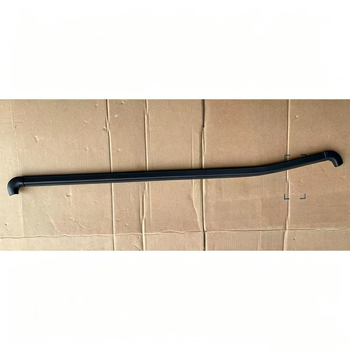 Window Glass Garnish RH for ISUZU NPR 150 NQR 175 NMR 130 NLR 130 700P Truck Spare Parts