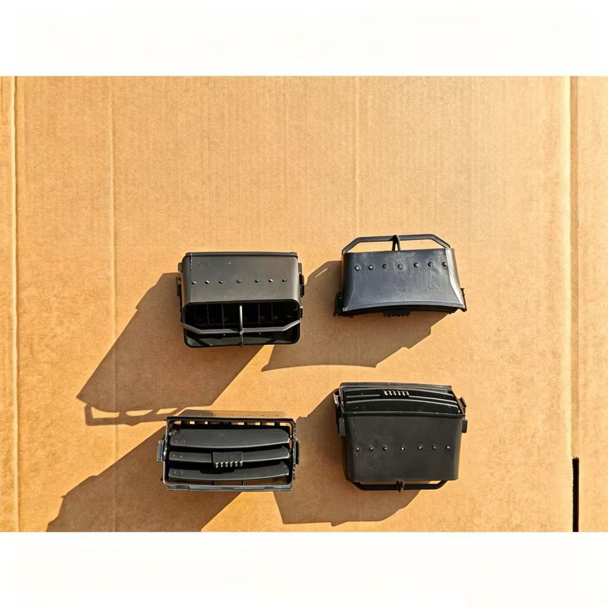 8-98028561-1PT 8980285611PT Dashboard Wide LHD Accessories Circle Four for ISUZU NPR 150 NQR 175 NMR 130 NLR 130 700P
