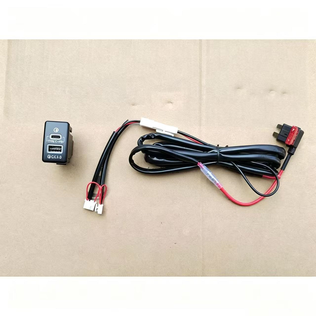 USB Charger 12V-24V for ISUZU NPR 150 NQR 175 NMR 130 NLR 130 700P Truck Spare Body Parts