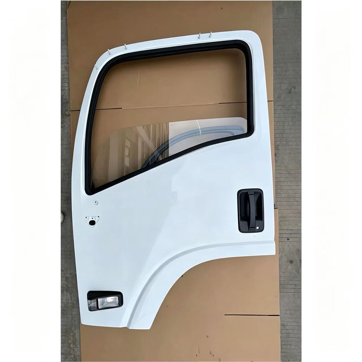 Complete Door Automatic With Mirror Arm Big Lamp for ISUZU NPR150 NQR175 Truck Spare Part