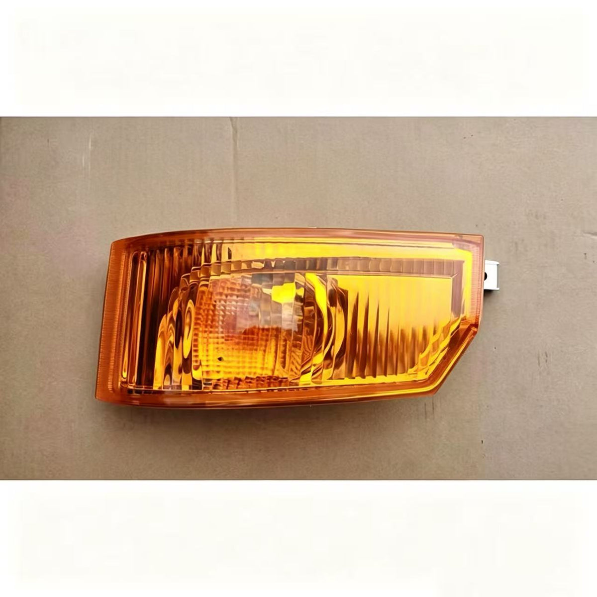 Corner Lamp for ISUZU NPR150 NQR175 Truck Spare Part