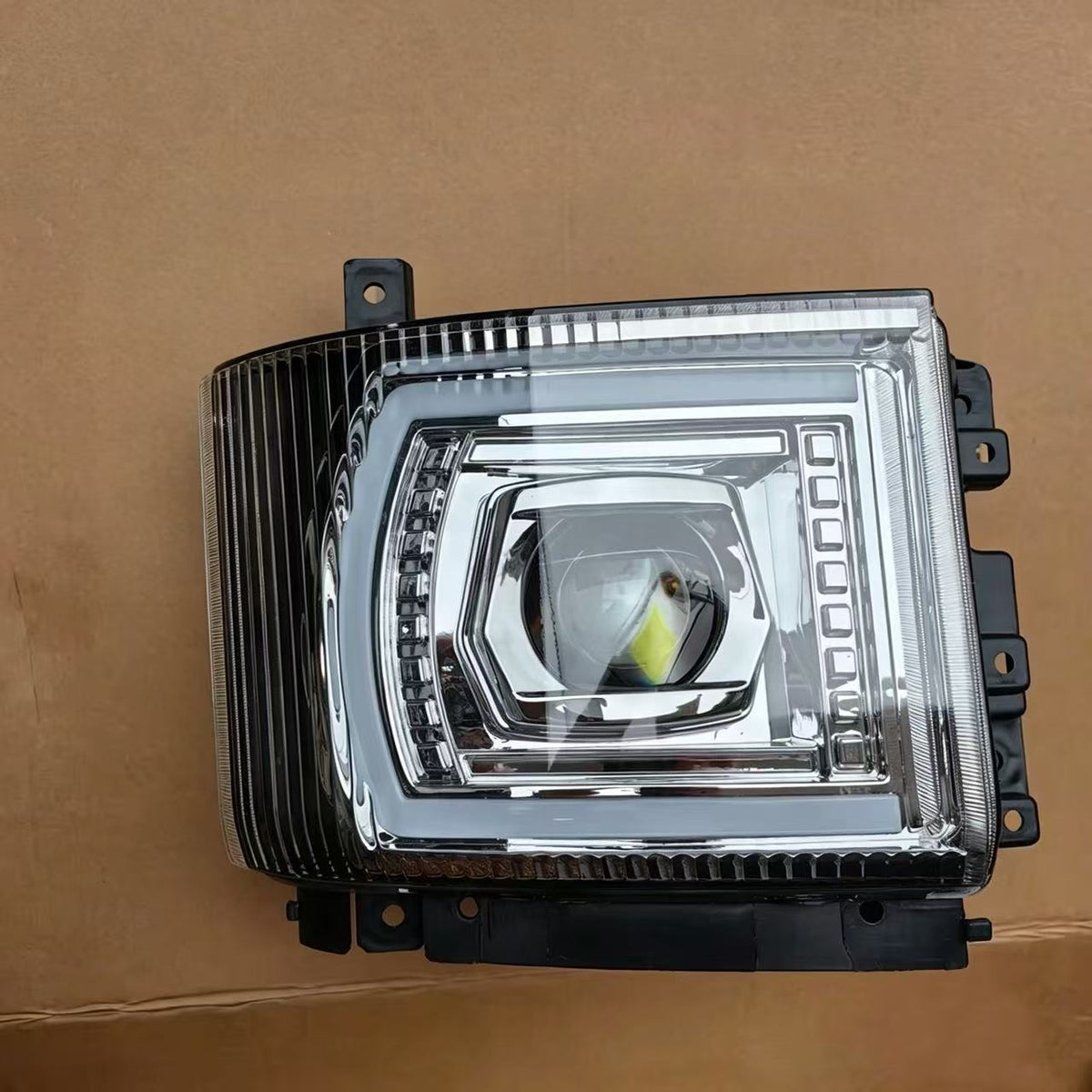 HeadLamp for ISUZU NPR 150 NQR 175 NMR 130 NLR 130 700P Truck Spare Body Parts
