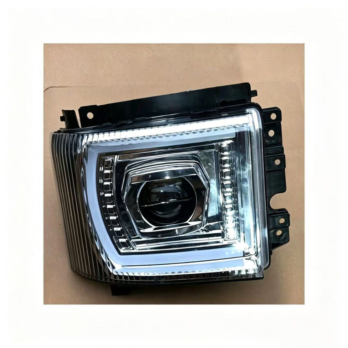 Headlamp for ISUZU NPR 150 NQR 175 NMR 130 NLR 130 700P Truck Spare Body Parts