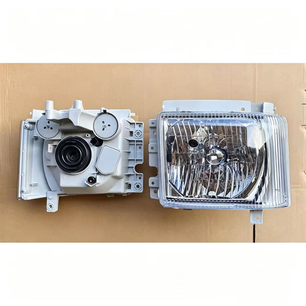 Headlamp RHD RH Manul for ISUZU NPR 150 NQR 175 NMR 130 NLR 130 700P Truck Spare Body Parts