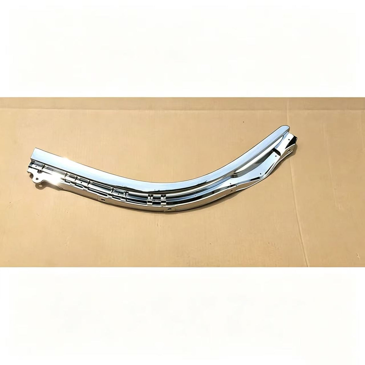 Chrome Lower Fender Narrow LH for ISUZU NPR 150 NQR 175 NMR 130 NLR 130 700P Truck Spare Body Parts