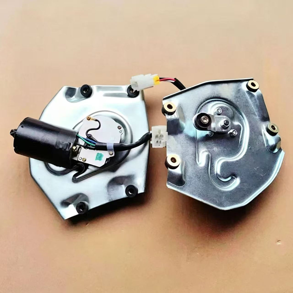 8980291243 Wiper Motor for ISUZU NPR 150 NQR 175 NMR 130 NLR 130 700P Truck Spare Body Parts