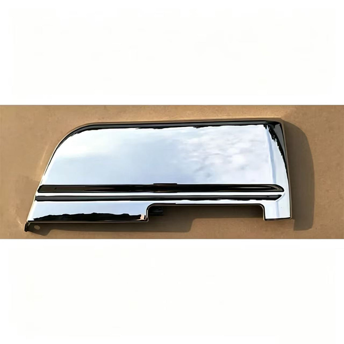Chrome Step Garnish Wide  LH for ISUZU NPR 150 NQR 175 NMR 130 NLR 130 700P Truck Spare Body Parts