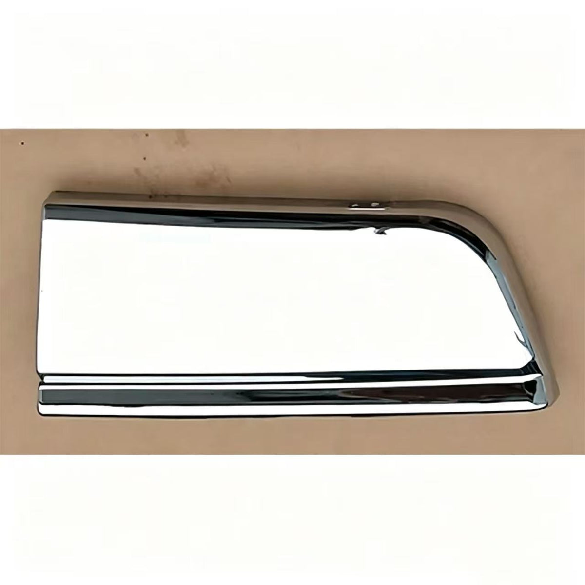 Chrome Step Garnish Narrow RH for ISUZU NPR 150 NQR 175 NMR 130 NLR 130 700P Truck Spare Body Parts