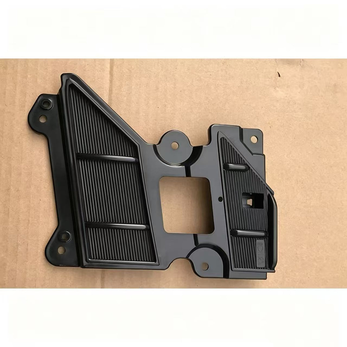 Refit Grille Ganish for ISUZU NPR 150 NQR 175 NMR 130 NLR 130 700P Truck Spare Body Parts